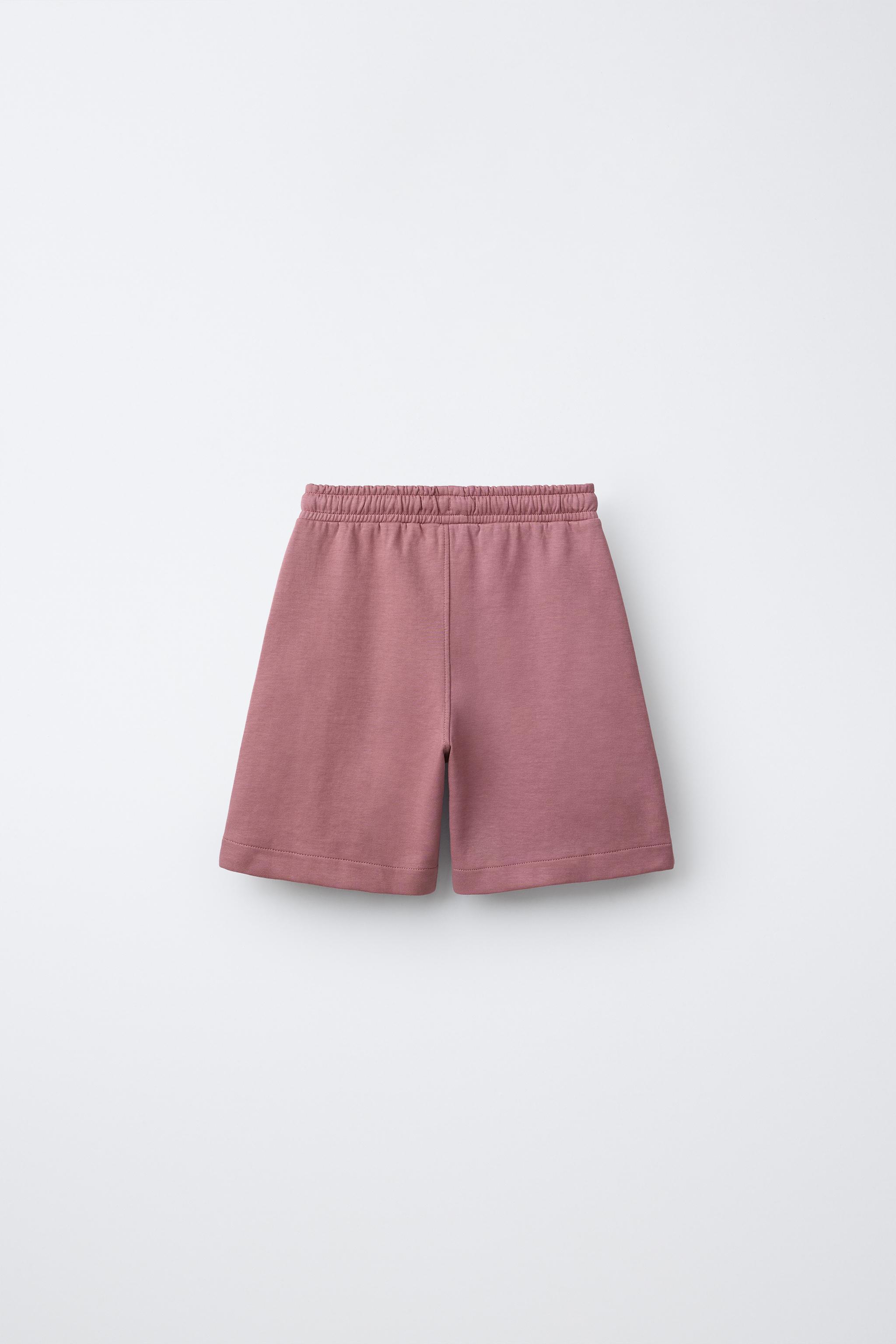 INTERLOCK T-SHIRT AND SHORTS SET